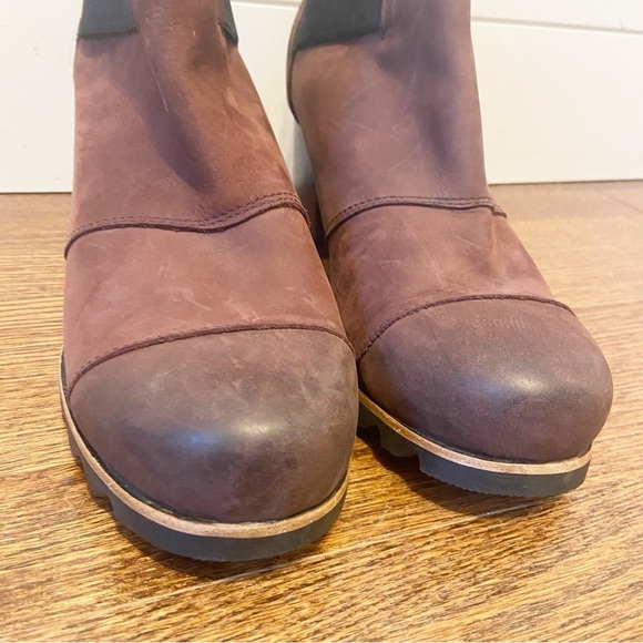 Sorel | Women’s Addington Chelsea Suede Leather Bootie in Redwood Size 11 - Picture 6 of 14